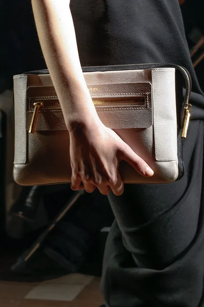 Look 42
